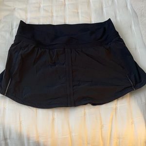 Lululemon Black skort
